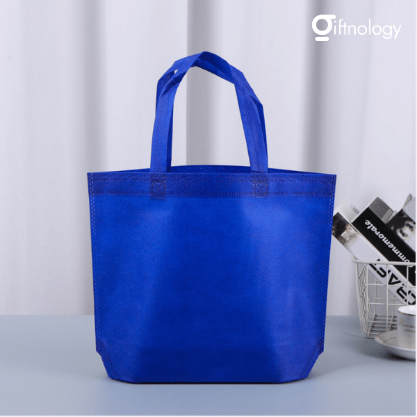 รับผลิตถุงผ้าสปันบอนด์ Giftnology