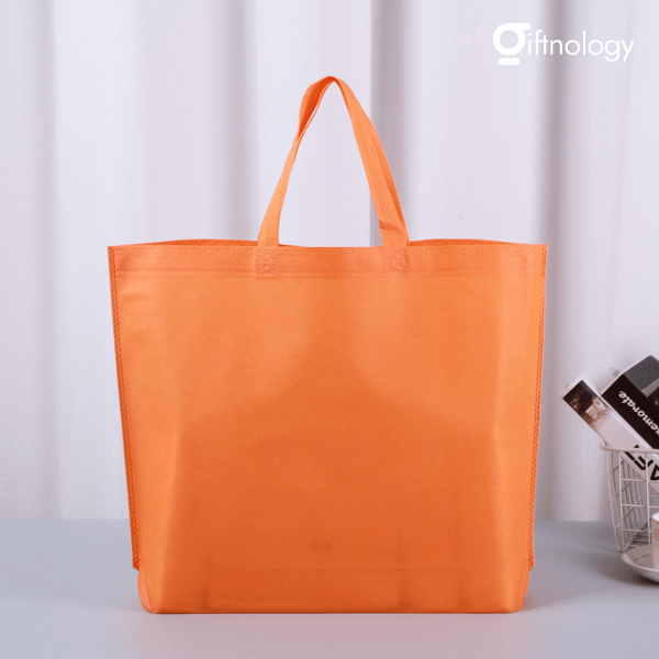 รับผลิตถุงผ้าสปันบอนด์ Giftnology
